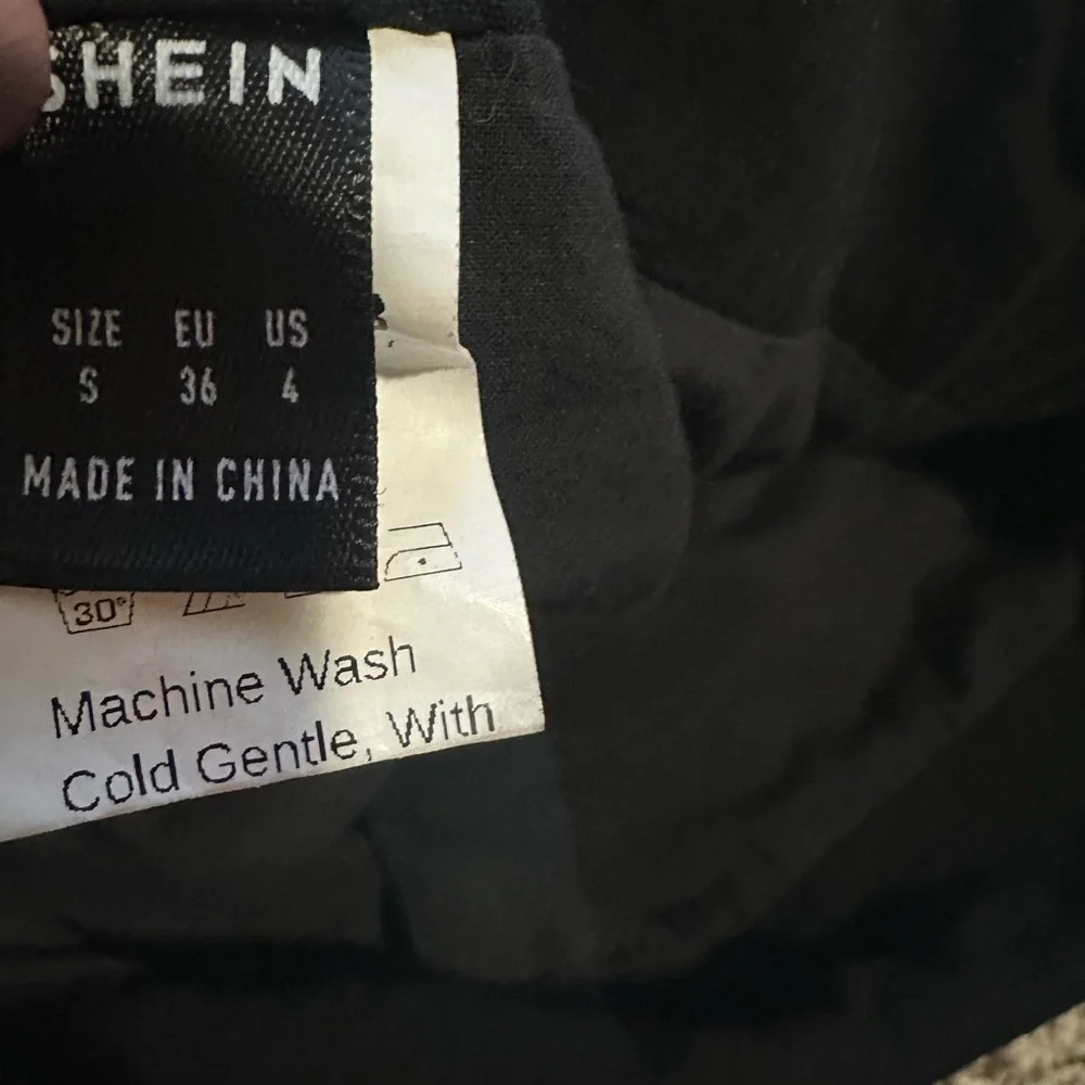 SHEIN 100% Cotton Ruffle Hem Mini Skirt - Women’s Size Small - Picture 5 of 6